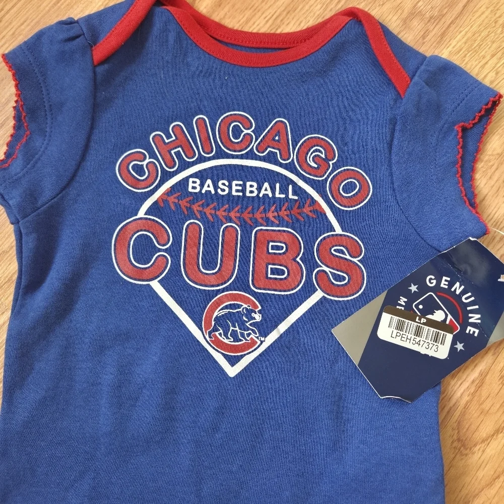MLB Chicago Cubs Outfit NWT Bodysuit 6-9M, 12M Cubs Baseball Baby